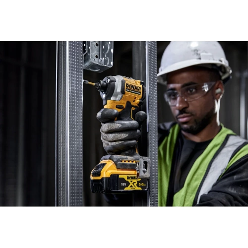 Аккумуляторный шуруповерт Dewalt DCF850D2T, 18 В, 206 Нм, 3800 уд/мин, с 2 АКБ 2 Ач и ЗУ, в кейсе TSTAK DCF850D2T-QW фото 9