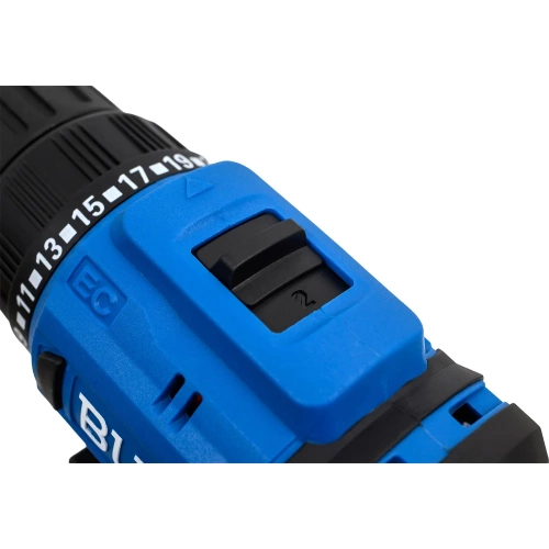 Аккумуляторная дрель-шуруповерт BULL SR 1203 Xcase БЕСЩЕТ., 12 В, 37 Н*м, 2*2 А*ч акб, БЗП 10 мм 1329879 фото 5
