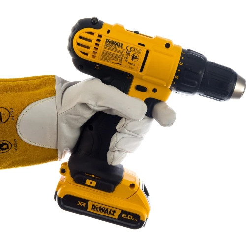 Дрель-шуруповерт DEWALT 2.0 Ач DCD771D2 фото 6