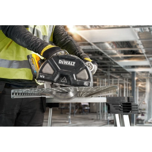 Аккумуляторная дисковая пила DEWALT DCS383N, 18 В, 184 мм, 3900 об/мин, без АКБ и ЗУ () DCS383N-XJ фото 9