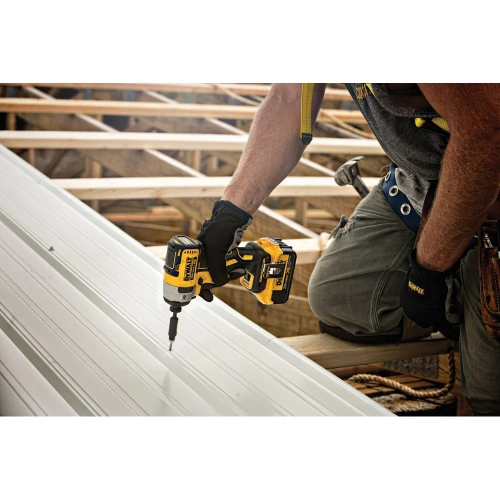 Аккумуляторный шуруповерт DEWALT DCF887P2, 18 В, 205 Нм, 3800 уд/мин, с 2 АКБ 5 Ач и ЗУ, в кейсе DCF887P2-QW фото 8