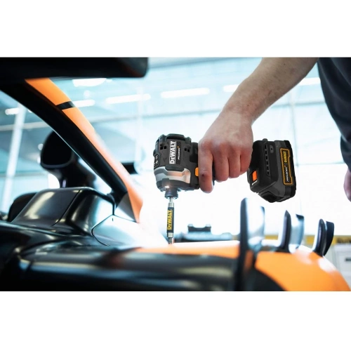 Шуруповерт Dewalt McLaren Limited Edition DCF85ME2GT, 18 В, 205 Нм, с 2 АКБ 1.7 Ач и ЗУ, в кейсе TSTAK DCF85ME2GT-QW фото 9