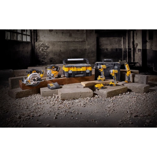 Аккумуляторный набор Dewalt DCK551P3T, 18 В: дрель + шуруповерт + пила + лобзик + фонарь, с 3 АКБ 5 Ач и ЗУ, в 2 кейсах TSTAK DCK551P3T-QW фото 9