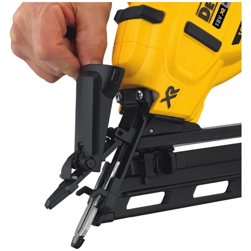 Аккумуляторный гвоздезабивной пистолет Dewalt DCN650N, 18 В, 48 Дж, без АКБ и ЗУ DCN650N-XJ фото 7
