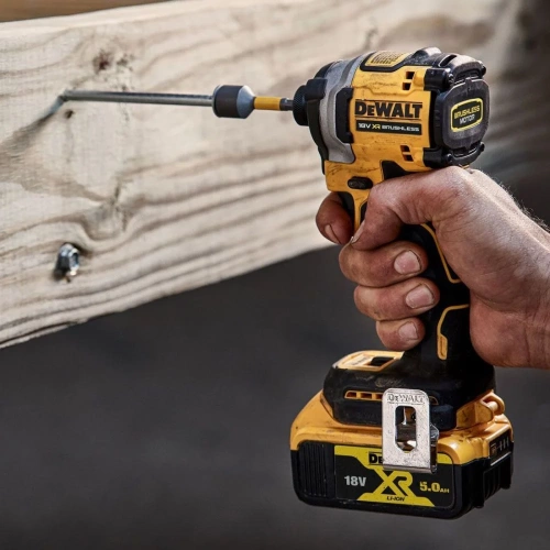 Аккумуляторный набор DEWALT DCK2050E2T, 18 В: дрель-шуруповерт DCD805 + шуруповерт DCF850, с 2 АКБ 1.7 Ач и ЗУ, в кейсе TSTAK DCK2050E2T-QW фото 9