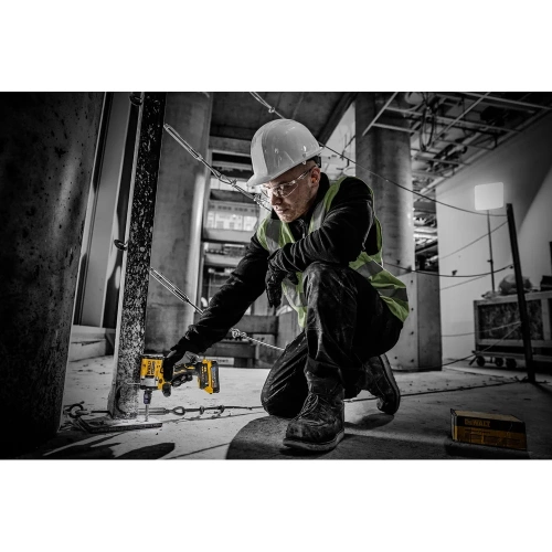 Аккумуляторный гайковерт DEWALT DCF921P2G, 18 В, 610 Нм, 3550 уд/мин, с 2 АКБ 5 Ач и ЗУ, в чехле () DCF921P2G-QW фото 7