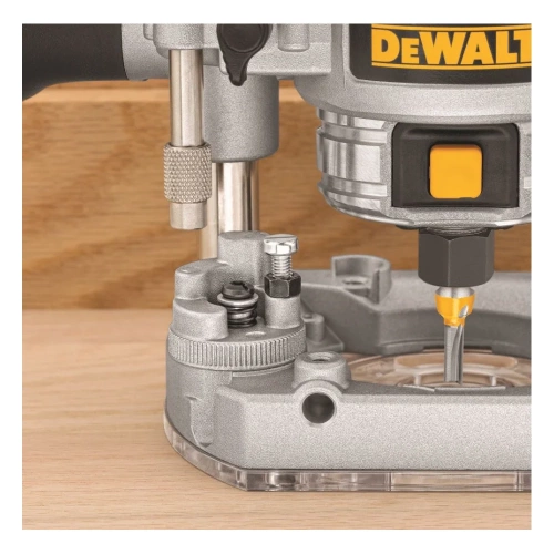 Двуручный фрезер DEWALT D26203 фото 5