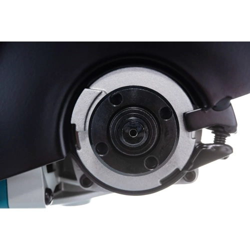 Угловая шлифмашина Makita GA7050 фото 6