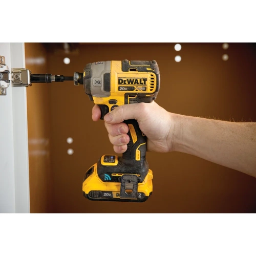 Аккумуляторный шуруповерт DEWALT DCF888B, 20В, 205Нм, 3800уд/мин, без аккумулятора и зарядного устройства DCF888B-XJ фото 8
