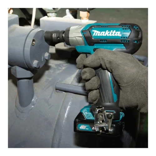 Аккумуляторный гайковерт Makita TW141DWAE фото 3