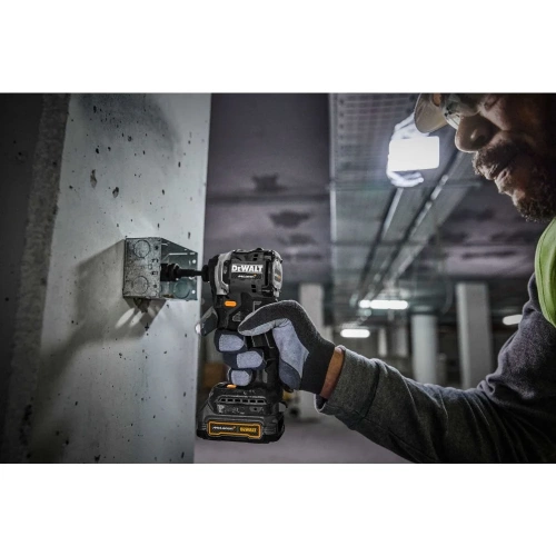Шуруповерт Dewalt McLaren Limited Edition DCF85ME2GT, 18 В, 205 Нм, с 2 АКБ 1.7 Ач и ЗУ, в кейсе TSTAK DCF85ME2GT-QW фото 8