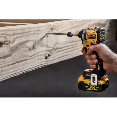 Аккумуляторный шуруповерт DEWALT DCF850P2T, 18 В, 206.2 Нм, 3800 уд/мин, с 2 АКБ 5 Ач и ЗУ, в кейсе TSTAK DCF850P2T-QW фото 8