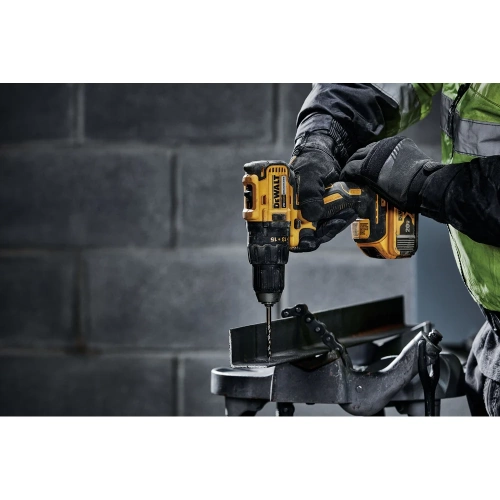 Аккумуляторная дрель-шуруповерт Dewalt DCD777M2T, 18 В, 1750 об/мин, с 2 АКБ 4 Ач и ЗУ, в кейсе TSTAK DCD777M2T-QW фото 8