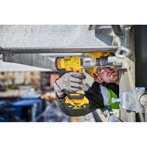 Аккумуляторный гайковерт DEWALT DCF900P2G, 18В, 1898Нм, 2200 уд/мин, с 2 АКБ 5 Ач и ЗУ, в чехле DCF900P2G-QW фото 8