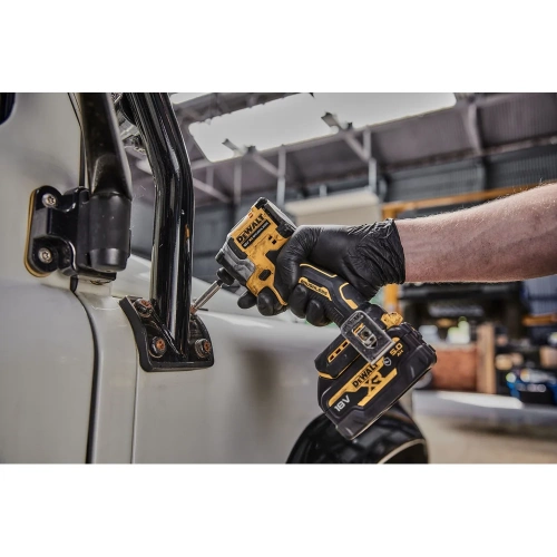 Аккумуляторный шуруповерт Dewalt 18 В, 206 Нм, 3800 уд/мин, без АКБ и ЗУ, в кейсе TSTAK DCF850NT фото 7