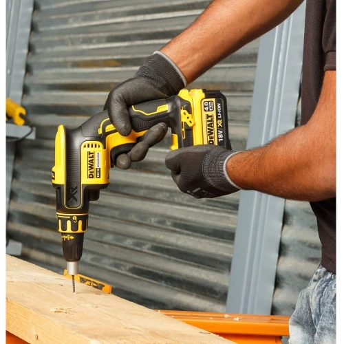 Аккумуляторный ленточный шуруповерт DEWALT DCF620E1K, 18 В, 30 Нм, 4400 об/мин, с АКБ 1.7 Ач, без ЗУ, в кейсе TSTAK () DCF620E1K-XJ фото 10