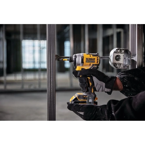 Набор аккумуляторный Dewalt 18 В: ударная дрель-шуруповерт DCD709 и ударный шуруповерт, с 2 АКБ 1.7 Ач и ЗУ, в кейсе TSTAK, DCK2062E2T DCK2062E2T-QW фото 8